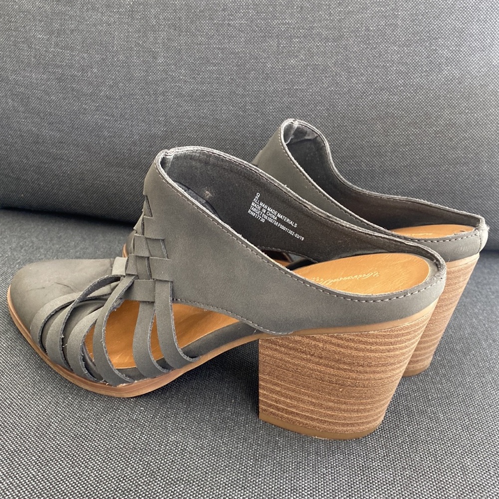 Universal Threads Slip On Wedges - image 4